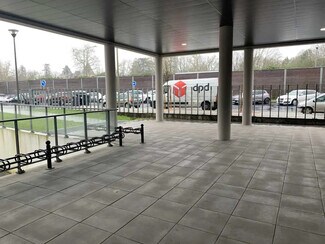 More details for Office, Retail to Rent