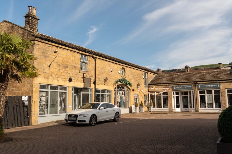 1-8 Crescent Ct portfolio of 3 properties for sale on LoopNet.co.uk - Building Photo - Image 2 of 9