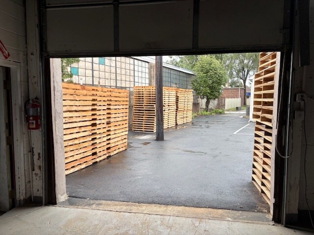 40 Burlews Ct, Hackensack, NJ for sale - Building Photo - Image 3 of 7