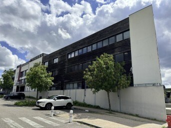 97 Allée Alexandre Borodine, Saint-Priest to rent Building Photo- Image 1 of 4