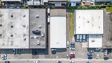 8260 Rue Du Creusot, Saint-leonard, QC - aerial  map view