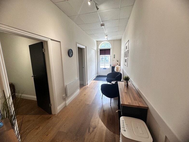 5-9 Weymouth, Warminster for sale - Building Photo - Image 3 of 3