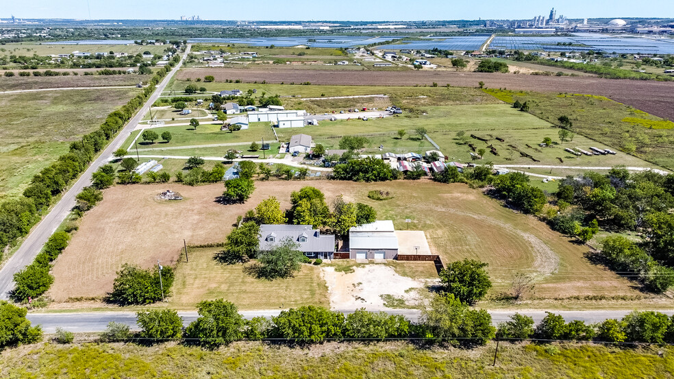 1830 Miller Rd, Midlothian, TX for sale - Aerial - Image 1 of 18