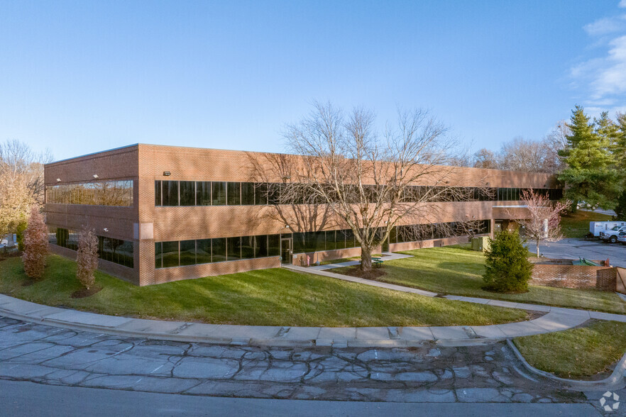 6601 Winchester Ave, Kansas City, MO for rent - Building Photo - Image 1 of 5