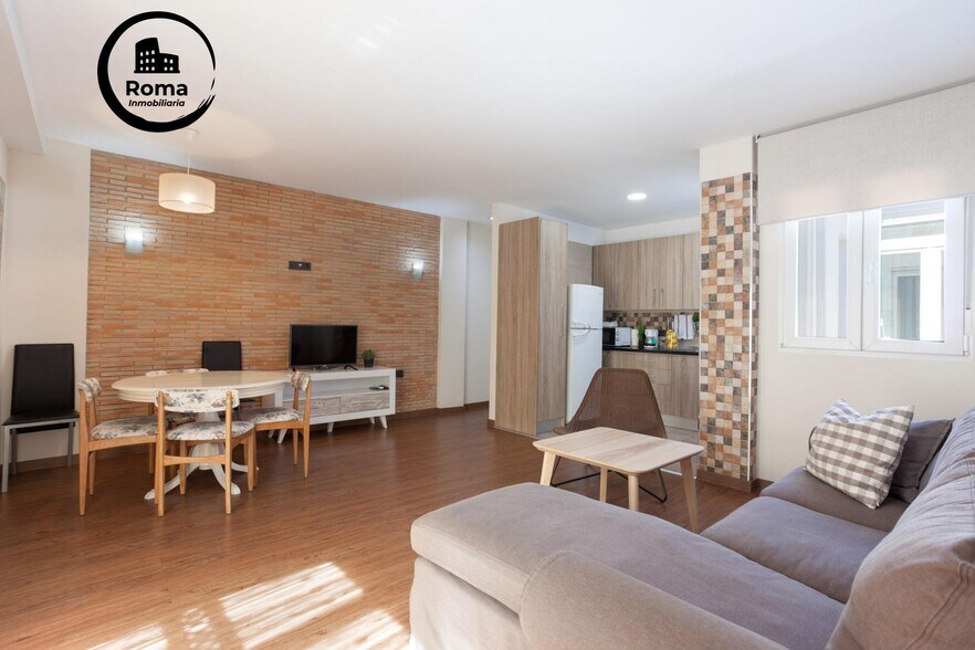 Calle Buensuceso, 30, Granada, Granada for sale - Building Photo - Image 2 of 39