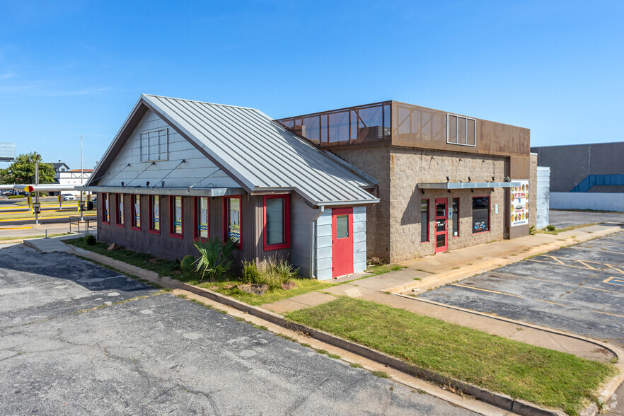 1920 S Meridian Ave, Oklahoma City, OK for rent - Primary Photo - Image 1 of 7