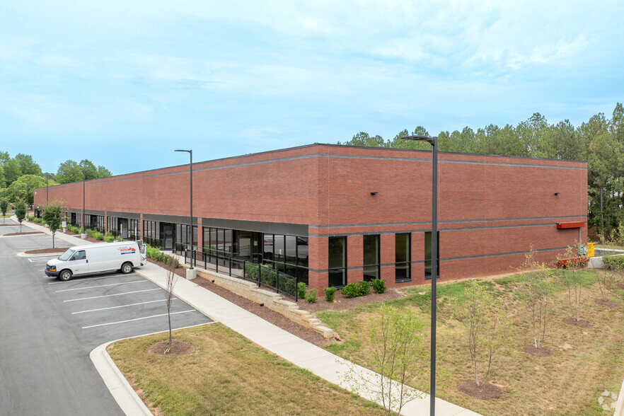 2101 Garner Station Blvd, Raleigh, NC for rent - Building Photo - Image 3 of 16