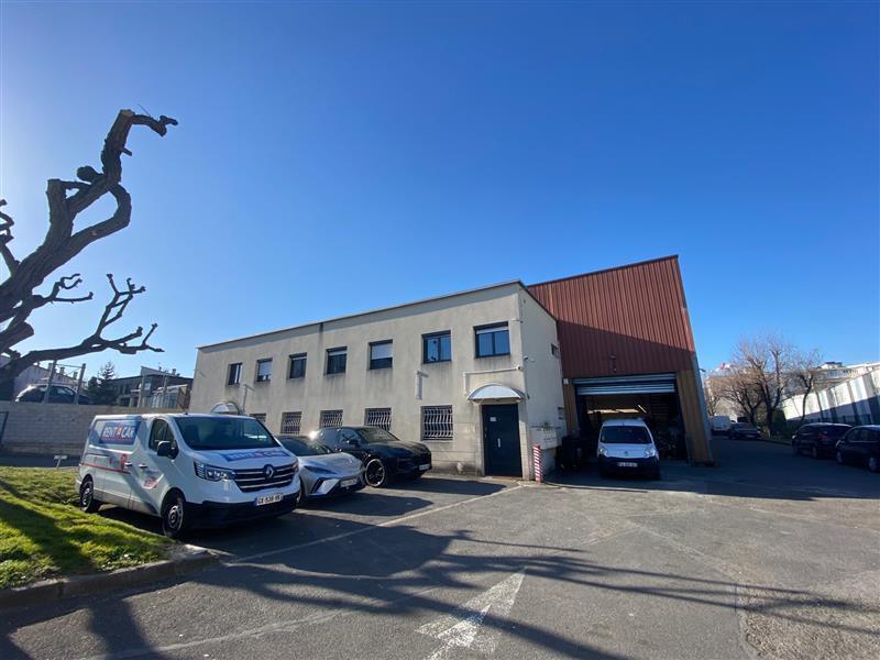 Office in Fontenay-sous-Bois to rent Building Photo- Image 1 of 6
