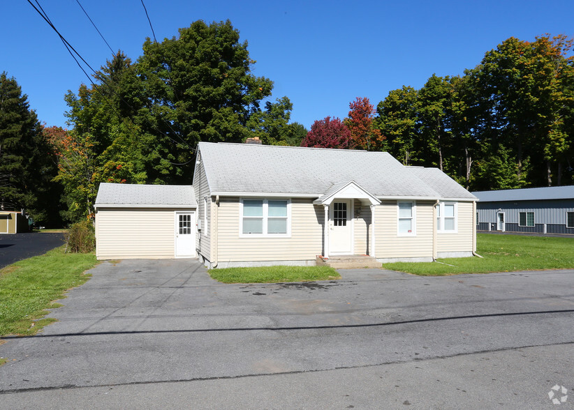 5905 E Taft Rd, North Syracuse, NY for rent - Primary Photo - Image 1 of 22