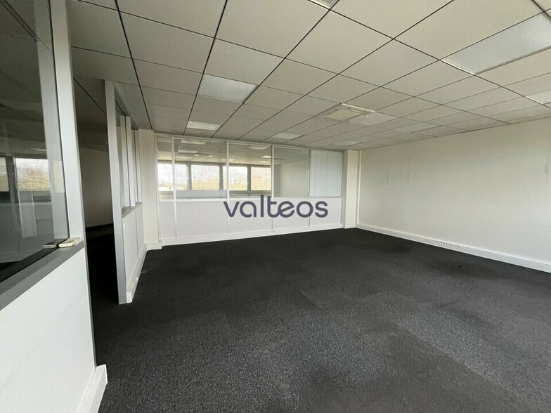 2 Bis Rue Marcel Doret, Blagnac to rent - Interior Photo - Image 2 of 11