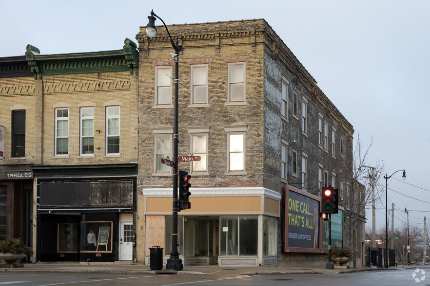 300 Main St, Racine, WI for sale - Primary Photo - Image 1 of 1