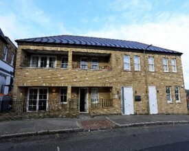 44 High St, Barnet for rent Primary Photo- Image 1 of 2