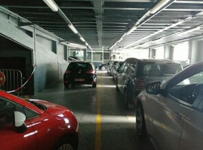 Light Industrial in Champigny-sur-Marne to rent Interior Photo- Image 2 of 2