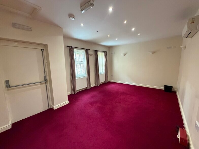 19 King St, Kings Lynn for sale - Interior Photo - Image 3 of 6