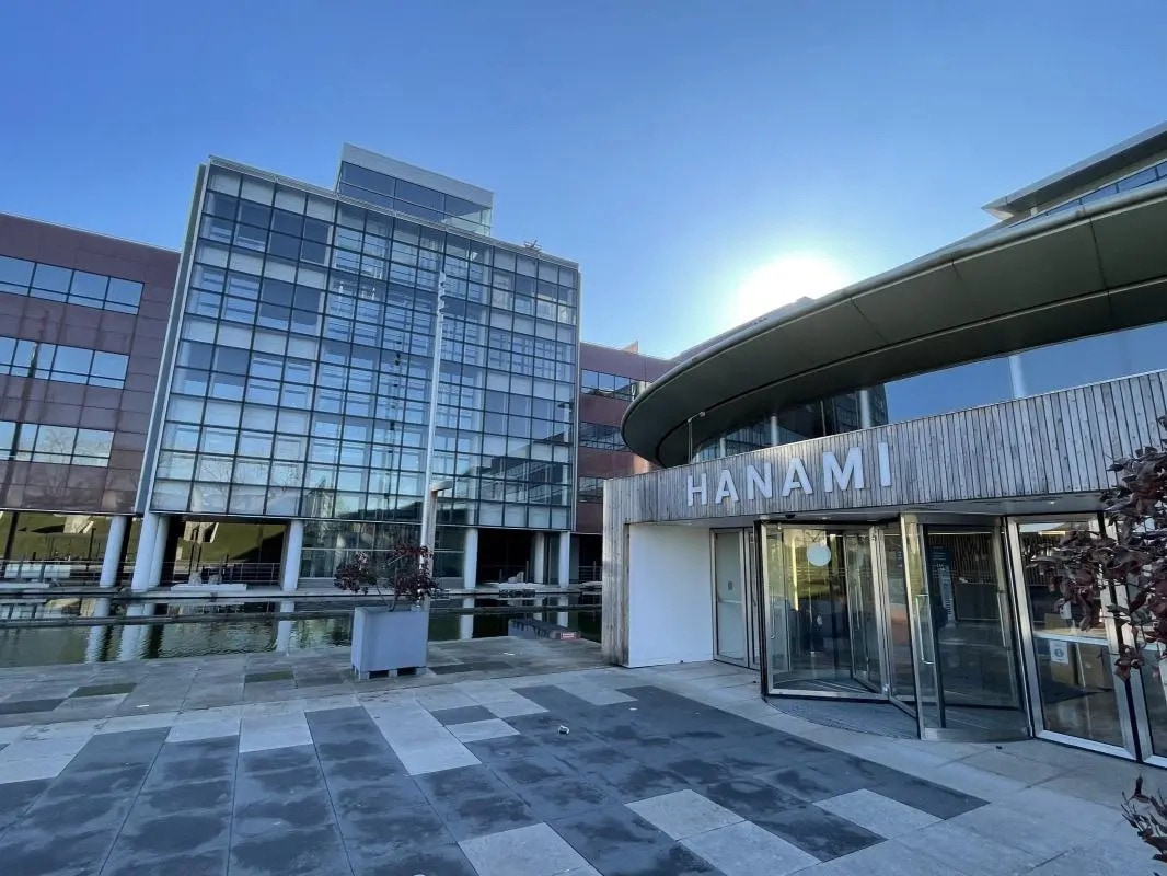 Office in Rueil-Malmaison to rent Building Photo- Image 1 of 14