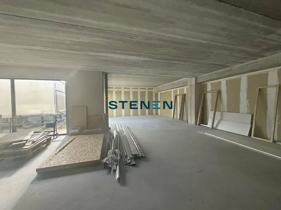 Location Bureaux 183 m² à 500 m² - Photo 1