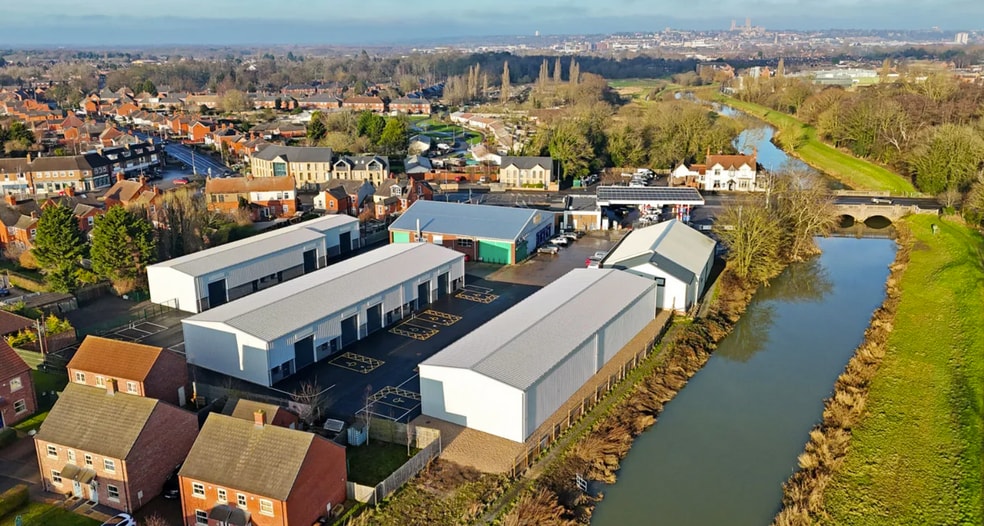 246 Newark Rd, Lincoln to rent - Aerial - Image 2 of 2