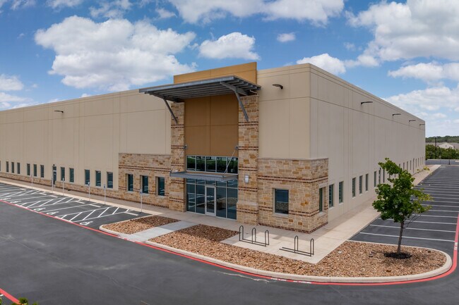 More details for 6422 E Campus Dr, San Antonio, TX - Light Industrial to Rent