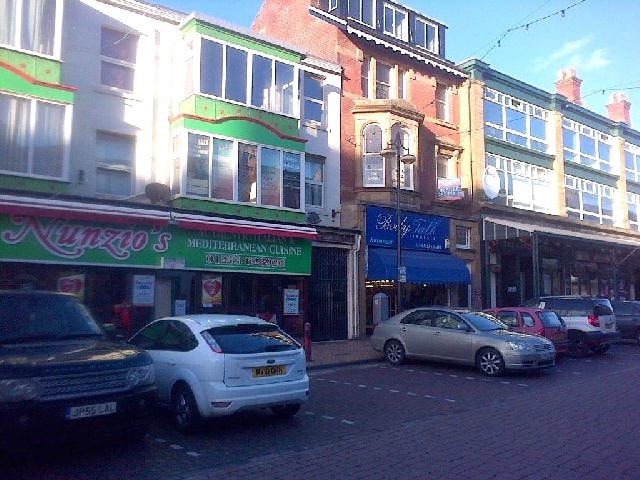More details for 6 Queen St, Blackpool - Retail to Rent