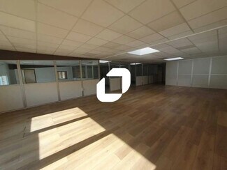 More details for 68 Rue De La Croix De L'Orme, Morainvilliers - Office to Rent