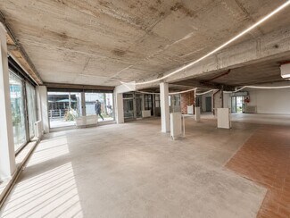 More details for 94 Rue Des Vignoles, Paris - Office for Sale