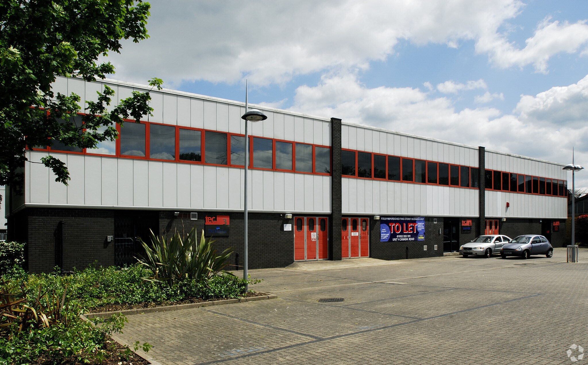 Canada Rd, Byfleet for sale Primary Photo- Image 1 of 1