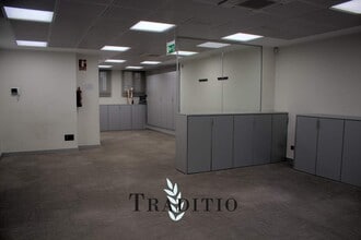 Office in Madrid, Madrid to rent Interior Photo- Image 2 of 13