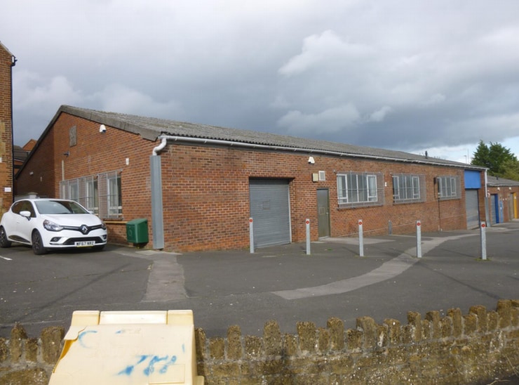 Goldcroft, Yeovil for sale - Primary Photo - Image 1 of 1