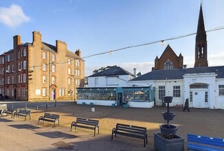 28 Bath St, Largs to rent Building Photo- Image 2 of 3