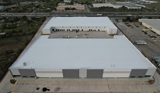 More details for 4666 W US Highway 90, San Antonio, TX - Industrial for Rent