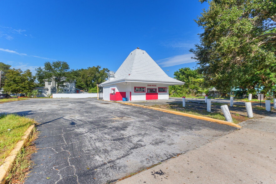 811 Dr. Martin Luther King Jr St S, Saint Petersburg, FL for sale - Building Photo - Image 3 of 13