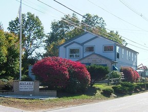 450 Old Baptist Rd, North Kingstown, RI for sale Primary Photo- Image 1 of 1