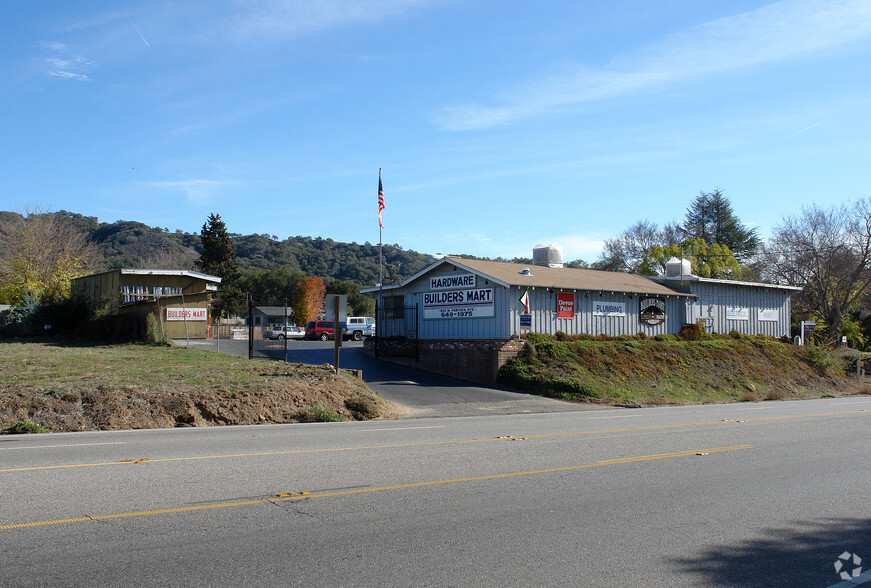 300 Ventura Ave, Oak View, CA for sale - Primary Photo - Image 1 of 1