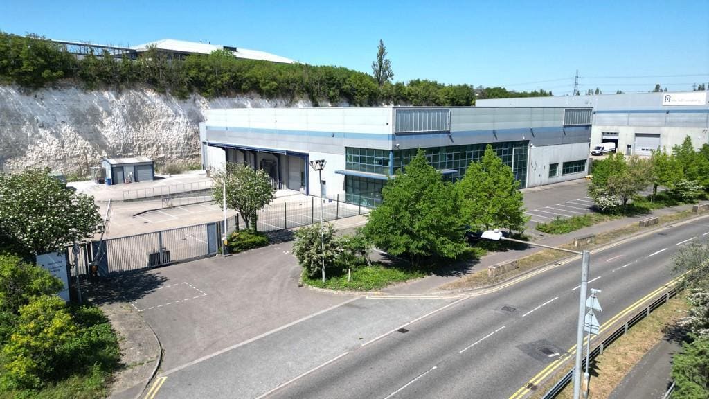 Dolphin Way, Purfleet for sale Building Photo- Image 1 of 17