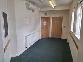 10 The Cmn, Leicester to rent Interior Photo- Image 1 of 5