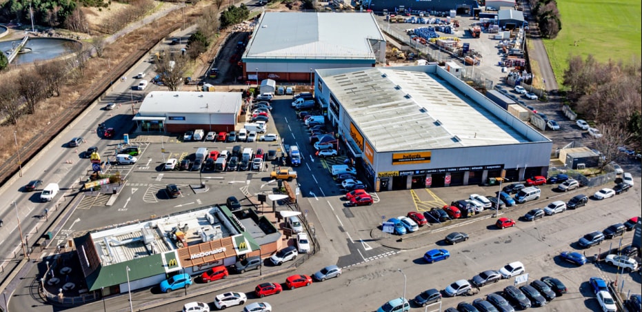 Portfolio of 3 properties for sale on LoopNet.co.uk - Building Photo - Image 3 of 6