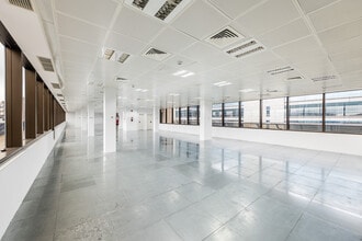 Calle Ramírez de Arellano, 29, Madrid, Madrid to rent Interior Photo- Image 2 of 13