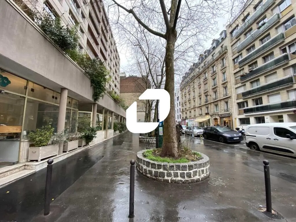Location Bureaux 52 m² - Photo 1