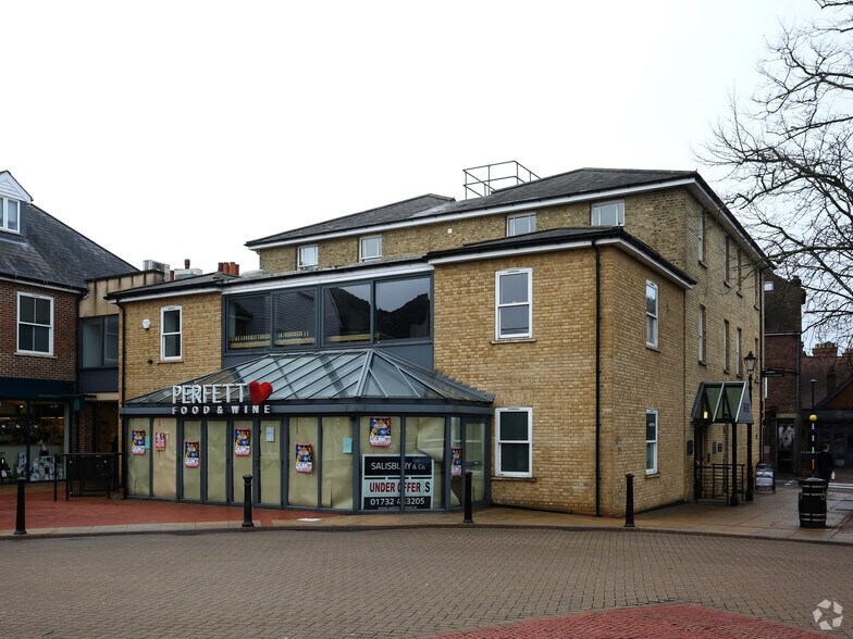 8 Blighs Walk, Sevenoaks for sale - Primary Photo - Image 1 of 1