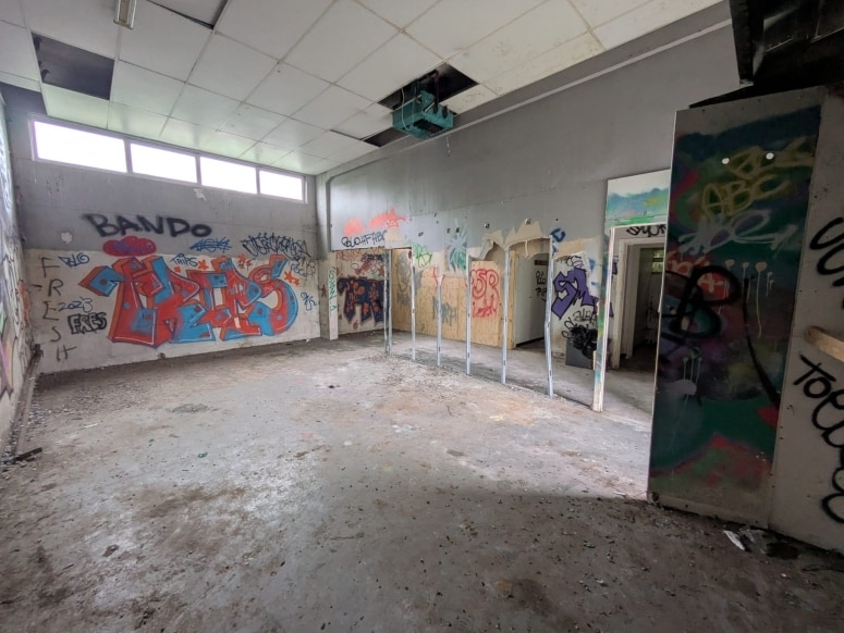 Walton Ter, Woking to rent Interior Photo- Image 1 of 2