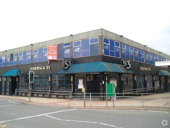 1-3 Boot Way, Burnley to rent - Building Photo - Image 2 of 4