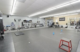 6980-6990 W Overland Rd, Boise, ID to rent Building Photo- Image 2 of 22