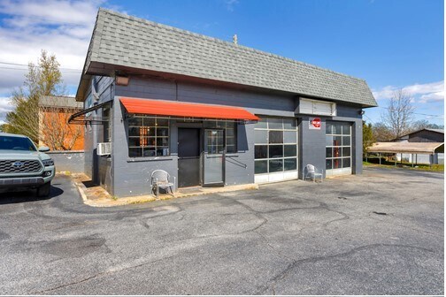 51 S Main St, Campobello, SC for sale Building Photo- Image 1 of 1