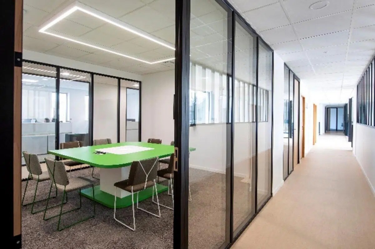 14 Chemin Des Hirondelles, Dardilly to rent Interior Photo- Image 1 of 10