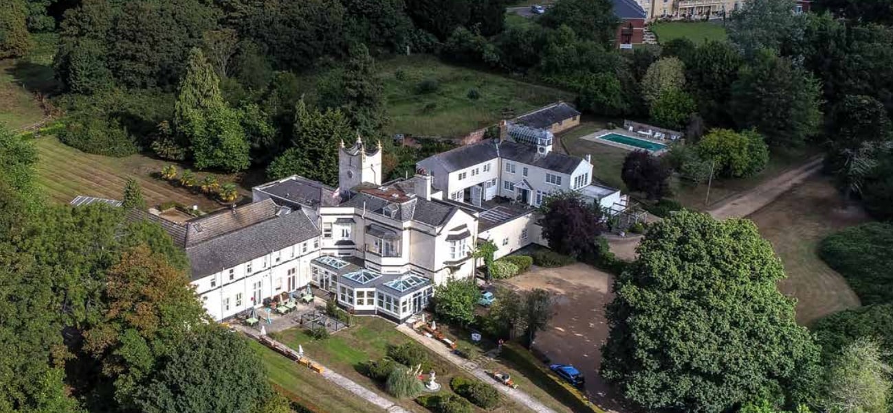 Dudbrook Rd, Brentwood to rent Building Photo- Image 1 of 9