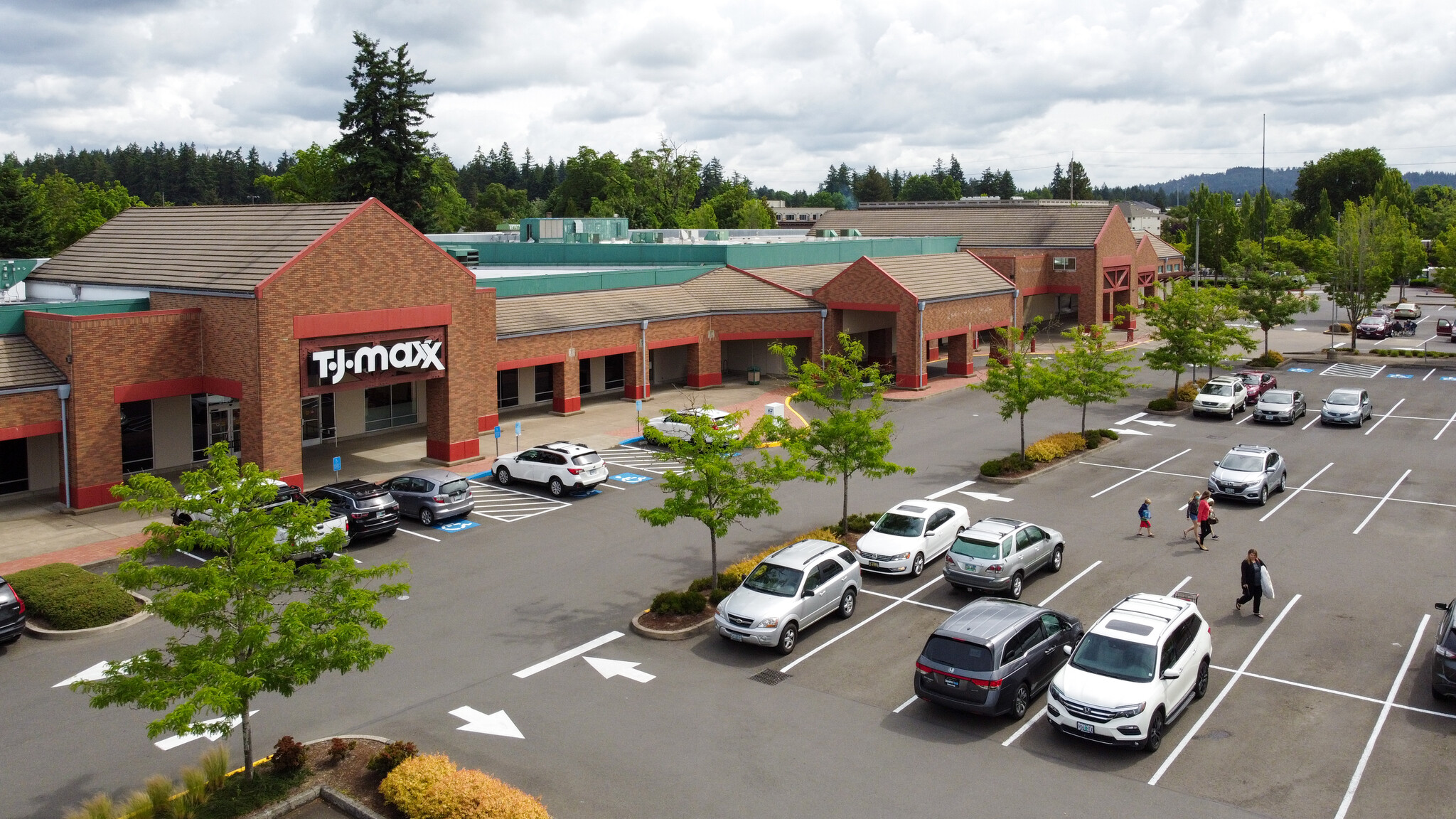 8515-8805 SW Tualatin Sherwood Rd, Tualatin, OR for rent Building Photo- Image 1 of 14