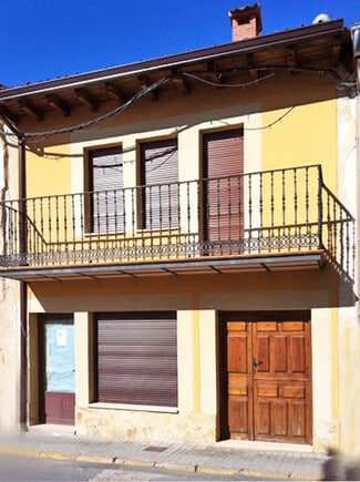 More details for Calle Val Alto, 1, Riaza - Retail to Rent