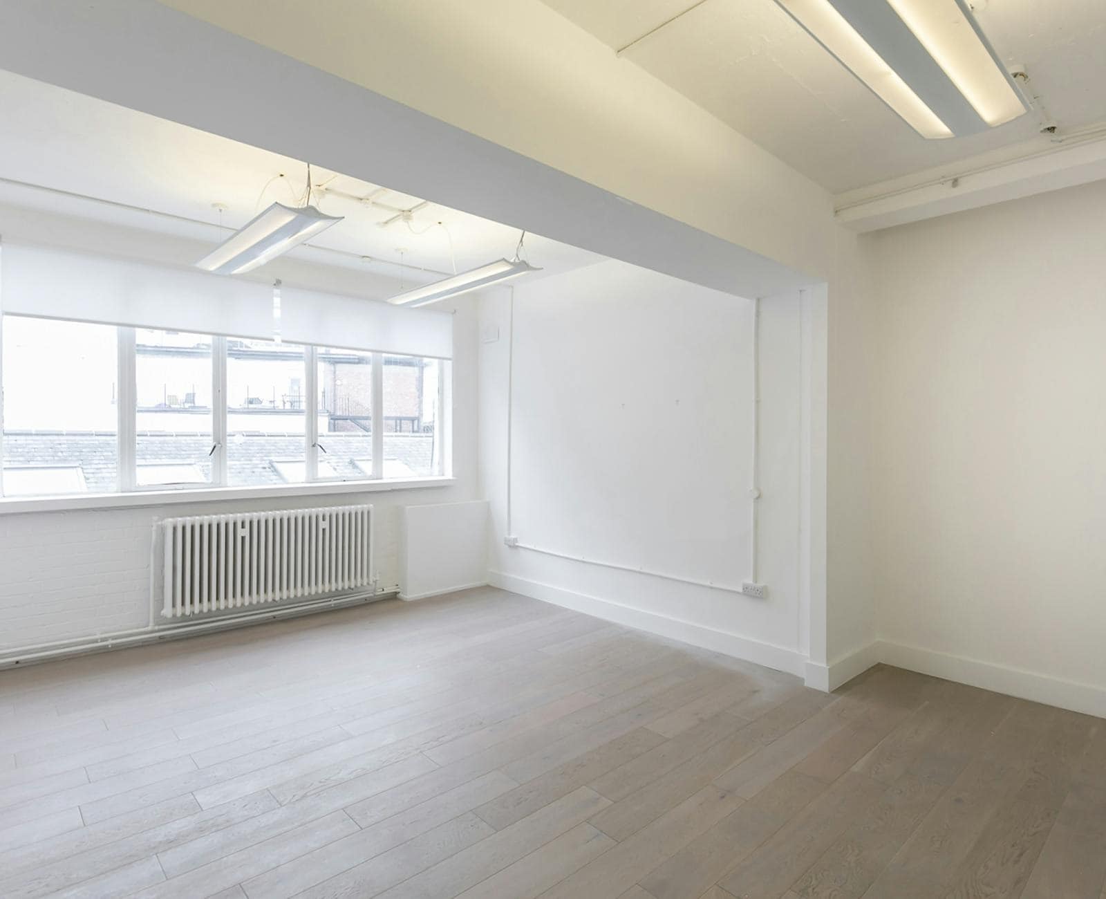 32-38 Scrutton St, London to rent Interior Photo- Image 1 of 2