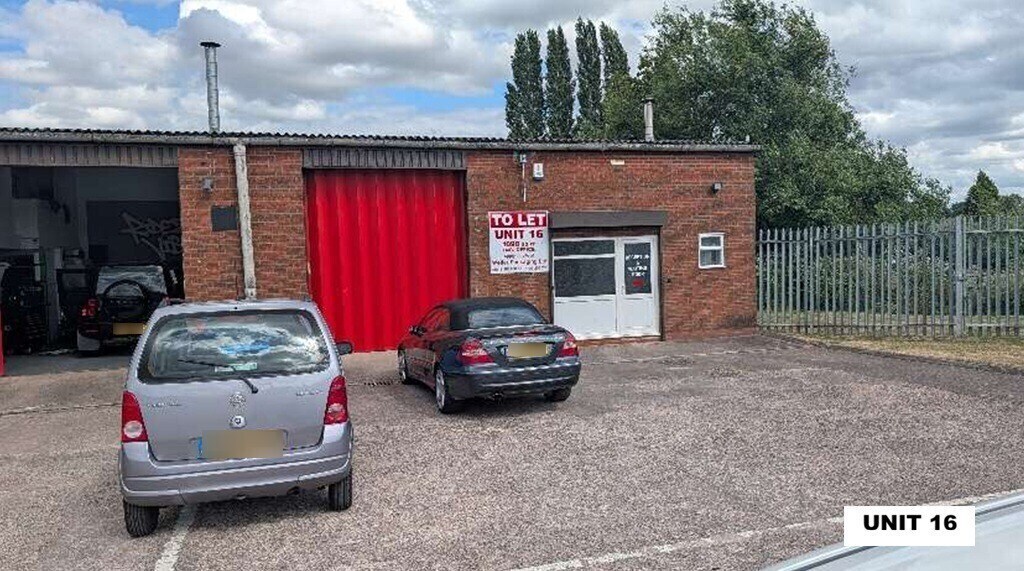 Lynn Ln, Shenstone to rent Building Photo- Image 1 of 3