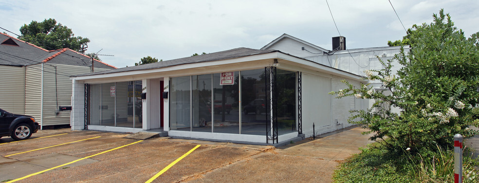 4617-4619 Jefferson Hwy, New Orleans, LA for rent - Primary Photo - Image 1 of 4